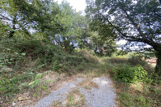  terrain vesseaux 07200