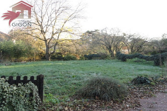  terrain vieux-charmt 25600