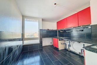 Ma-Cabane - Vente Appartement Élancourt, 77 m²