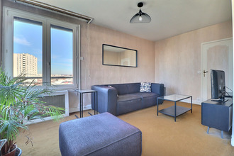 Ma-Cabane - Vente Appartement AUBERVILLIERS, 93 m²
