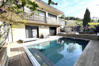 Ma-Cabane - Vente Appartement Bandol, 130 m²