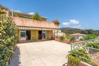 Ma-Cabane - Vente Appartement Bormes-les-Mimosas, 85 m²