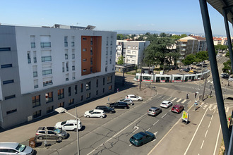 Ma-Cabane - Vente Appartement BRON, 18 m²