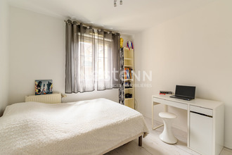 Ma-Cabane - Vente Appartement BUSSY-SAINT-GEORGES, 85 m²