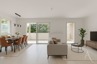 Ma-Cabane - Vente Appartement CLAIX, 83 m²