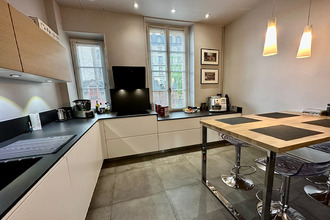 Ma-Cabane - Vente Appartement CLERMONT-FERRAND, 200 m²