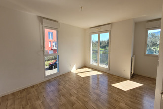 Ma-Cabane - Vente Appartement COUERON, 63 m²