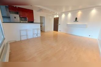 Ma-Cabane - Vente Appartement Courbevoie, 66 m²