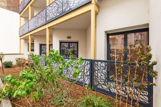 Ma-Cabane - Vente Appartement COURBEVOIE, 64 m²