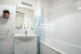Ma-Cabane - Vente Appartement COURBEVOIE, 54 m²