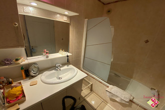 Ma-Cabane - Vente Appartement CROLLES, 64 m²