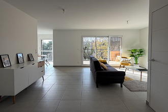 Ma-Cabane - Vente Appartement DARDILLY, 82 m²