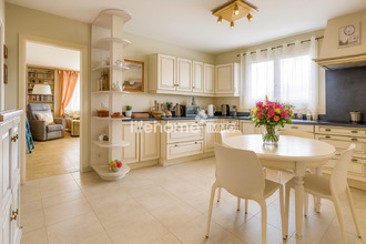 Ma-Cabane - Vente Appartement Divonne-les-Bains, 104 m²