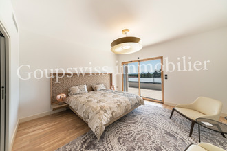 Ma-Cabane - Vente Appartement DIVONNE-LES-BAINS, 291 m²