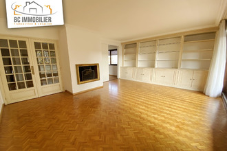 Ma-Cabane - Vente Appartement Ferney-Voltaire, 111 m²