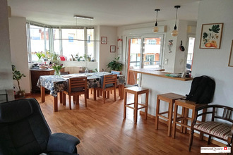 Ma-Cabane - Vente Appartement Ferney-Voltaire, 142 m²