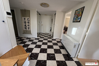 Ma-Cabane - Vente Appartement Ferney-Voltaire, 130 m²