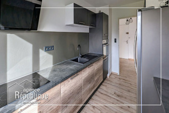 Ma-Cabane - Vente Appartement Fontaine-Lès-Dijon, 71 m²