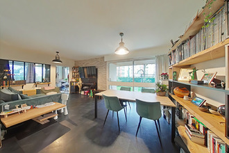 Ma-Cabane - Vente Appartement FONTENAY-LE-FLEURY, 58 m²