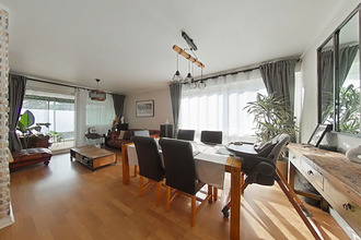 Ma-Cabane - Vente Appartement FONTENAY-LE-FLEURY, 73 m²