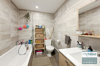 Ma-Cabane - Vente Appartement FORGES-LES-BAINS, 53 m²