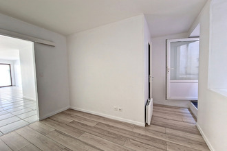 Ma-Cabane - Vente Appartement GENERAC, 75 m²