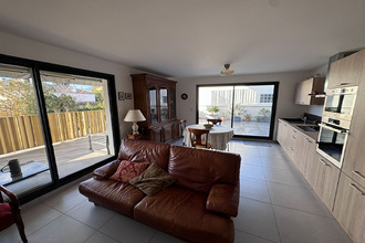 Ma-Cabane - Vente Appartement GUILHERAND-GRANGES, 68 m²