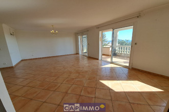 Ma-Cabane - Vente Appartement Hyères, 83 m²