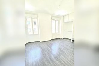 Ma-Cabane - Vente Appartement Hyères, 65 m²