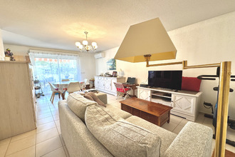 Ma-Cabane - Vente Appartement Hyères, 67 m²