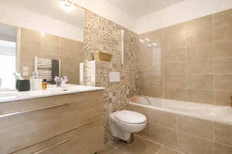 Ma-Cabane - Vente Appartement LA CIOTAT, 63 m²