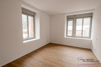 Ma-Cabane - Vente Appartement La Cluse-et-Mijoux, 94 m²