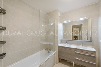 Ma-Cabane - Vente Appartement LA GARENNE-COLOMBES, 65 m²