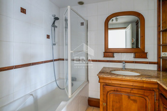 Ma-Cabane - Vente Appartement LA MADELEINE, 159 m²