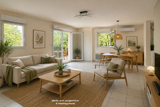 Ma-Cabane - Vente Appartement LA ROQUE-D'ANTHERON, 53 m²