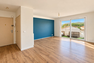 Ma-Cabane - Vente Appartement La Seyne-sur-Mer, 58 m²