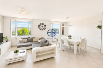 Ma-Cabane - Vente Appartement LA TOUR-DU-PIN, 103 m²