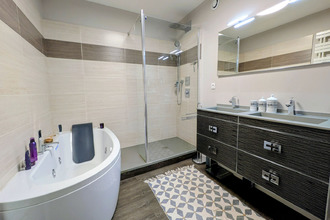 Ma-Cabane - Vente Appartement LAVAL, 173 m²