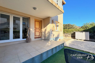 Ma-Cabane - Vente Appartement Le Beausset, 45 m²