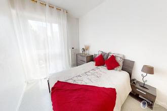 Ma-Cabane - Vente Appartement LE PONT-DE-CLAIX, 107 m²