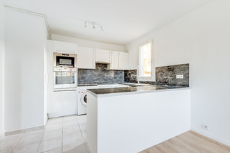 Ma-Cabane - Vente Appartement LE PRE-SAINT-GERVAIS, 64 m²