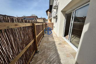 Ma-Cabane - Vente Appartement LES ABRETS, 63 m²