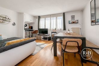 Ma-Cabane - Vente Appartement LES CLAYES-SOUS-BOIS, 56 m²