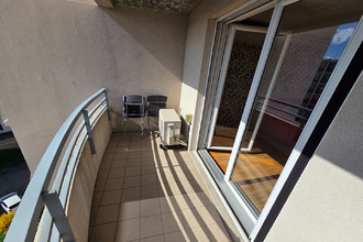 Ma-Cabane - Vente Appartement LYON 8, 70 m²