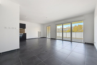 Ma-Cabane - Vente Appartement MARSEILLE 11, 63 m²