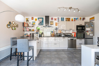 Ma-Cabane - Vente Appartement MARSEILLE 11, 72 m²