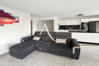 Ma-Cabane - Vente Appartement MARSEILLE 12, 77 m²