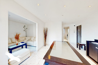 Ma-Cabane - Vente Appartement MARSEILLE 13, 93 m²