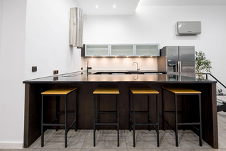 Ma-Cabane - Vente Appartement MARSEILLE 6, 90 m²