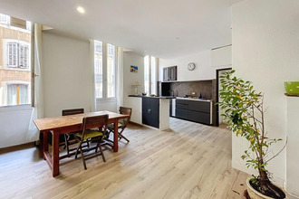Ma-Cabane - Vente Appartement MARSEILLE 6, 64 m²
